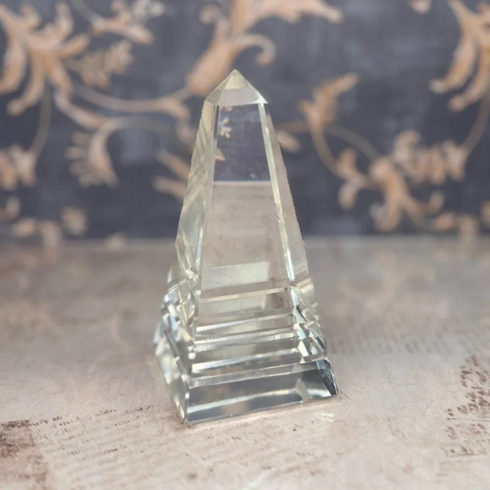 Vintage Cut Glass Crystal Obelisk Paperweight Art Deco Style - Picture 2 of 9